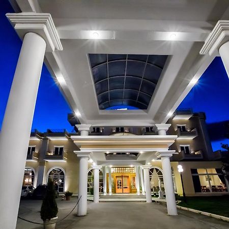 Kouros Hotel Dráma エクステリア 写真