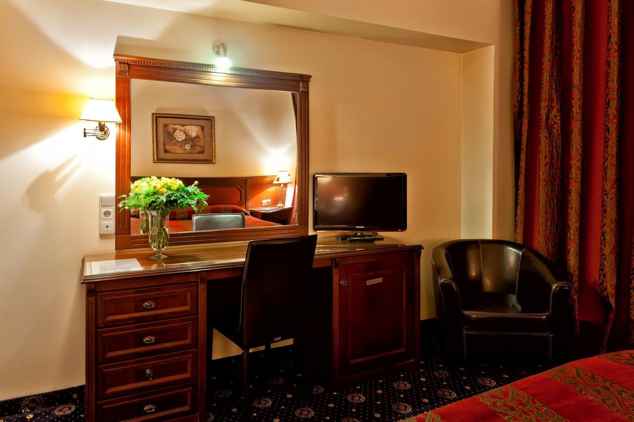 Kouros Hotel Dráma 部屋 写真